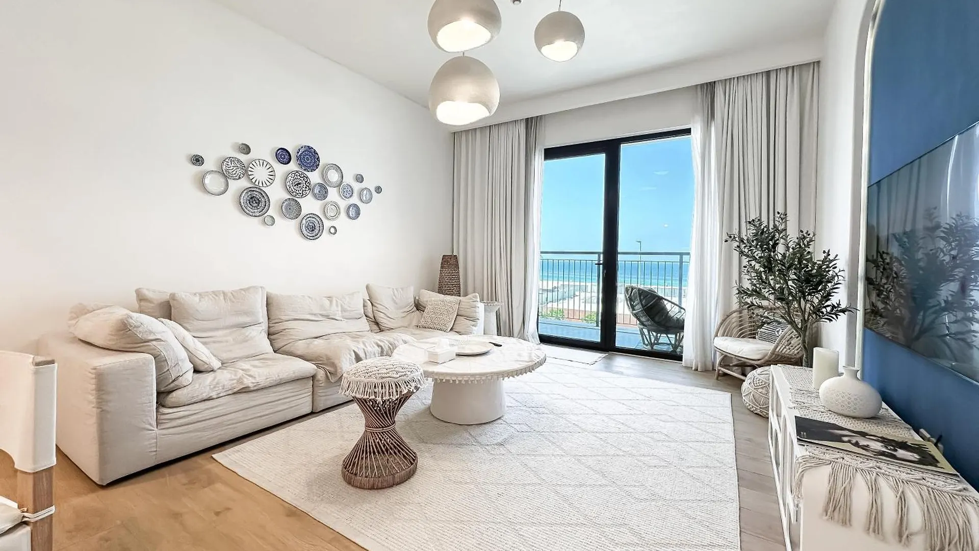 Apartamento Trophy - Mykonos-Inspired La Mer Suite Dubái